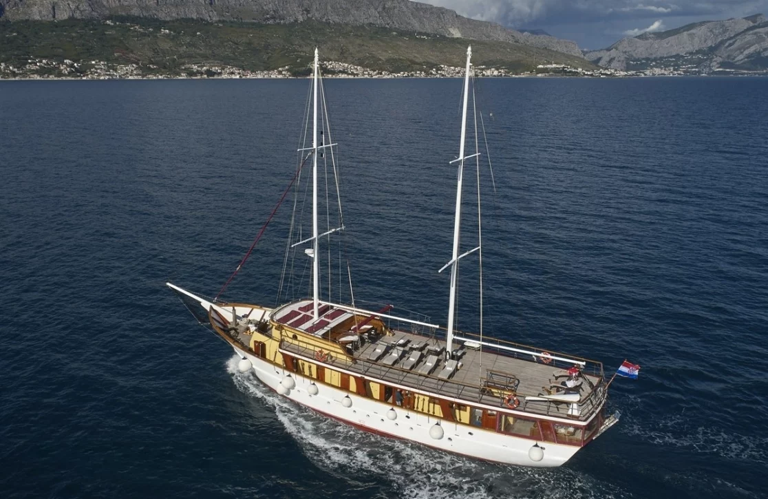 An image of Cataleya yacht