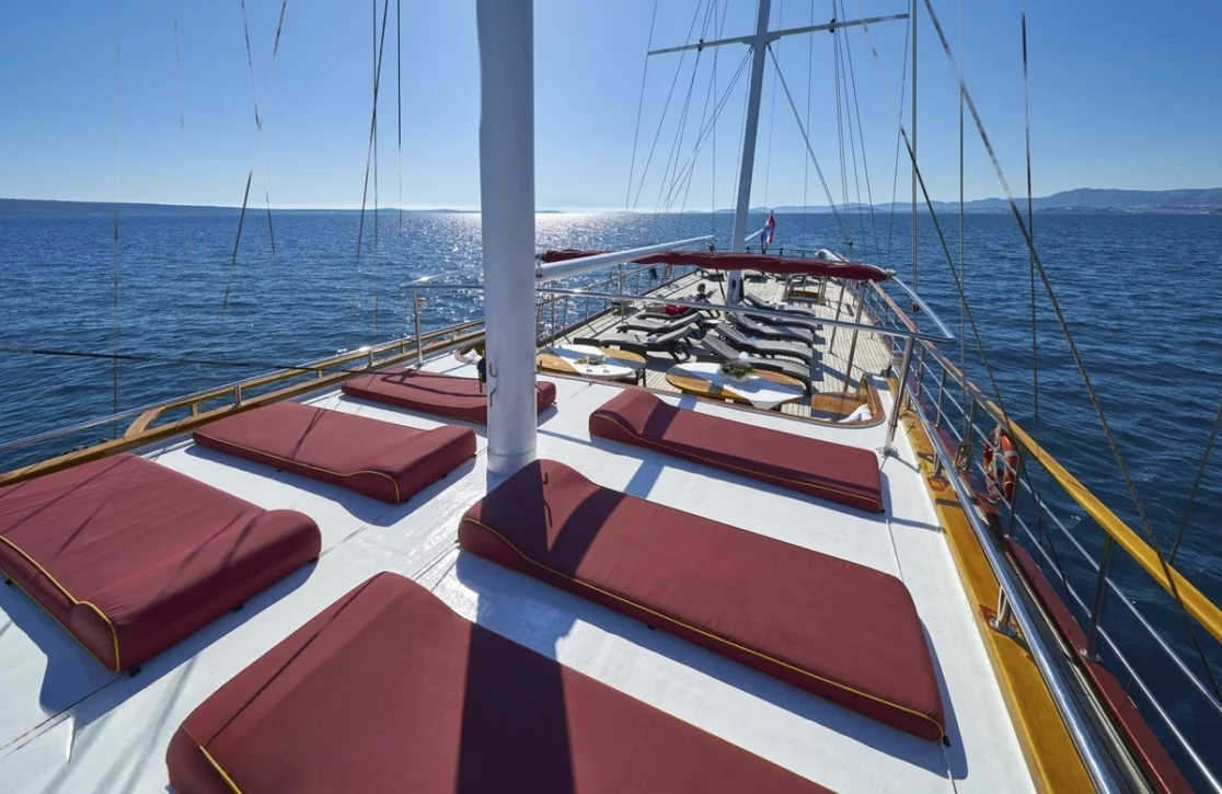 An image of Cataleya yacht