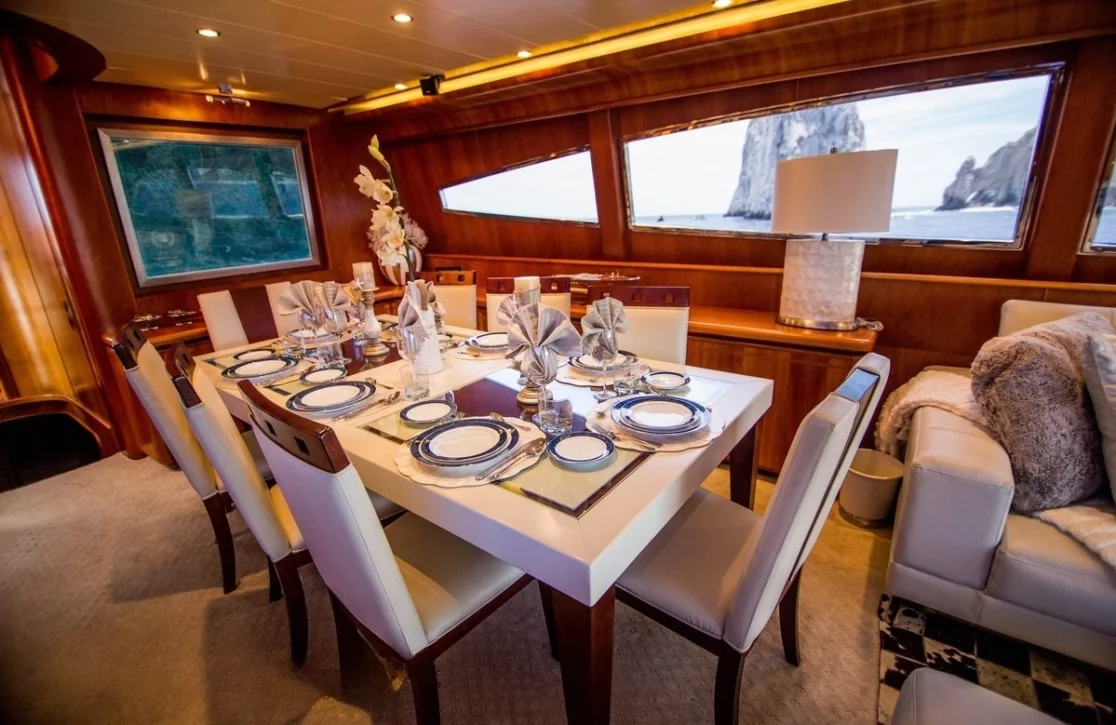 An image of Catari yacht