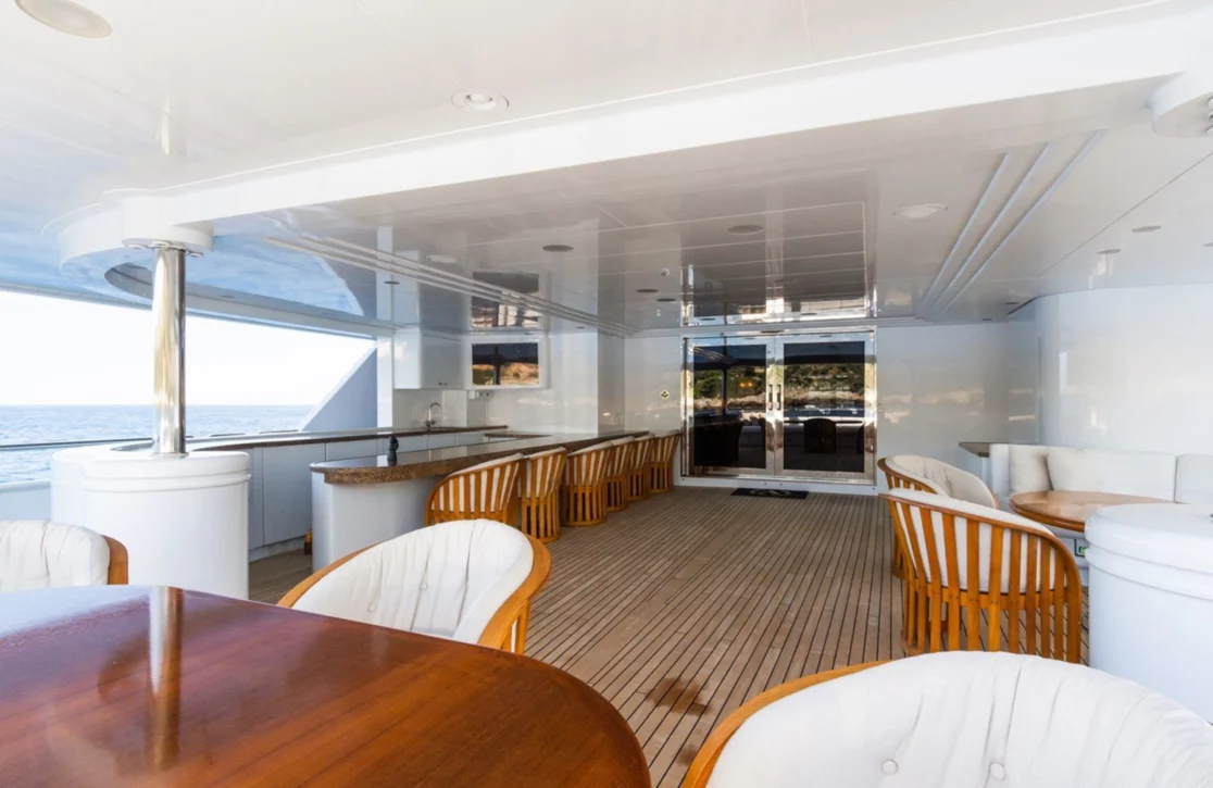 An image of Apogee yacht