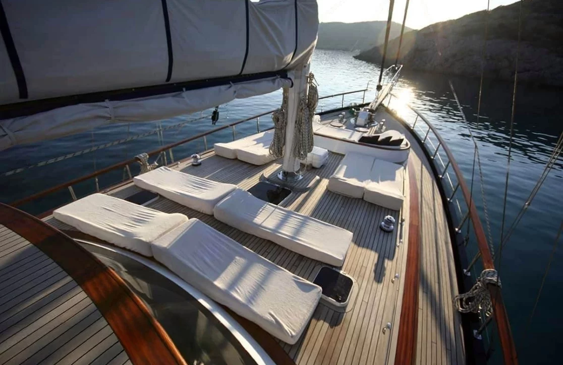 An image of Didi yacht