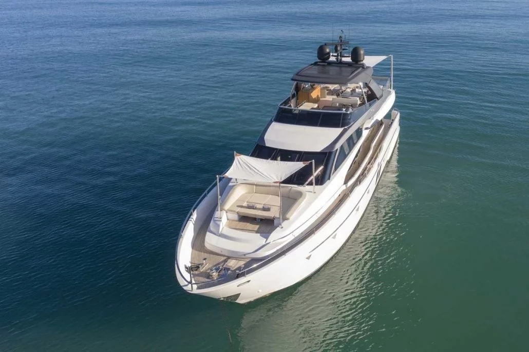 An image of Em3 yacht