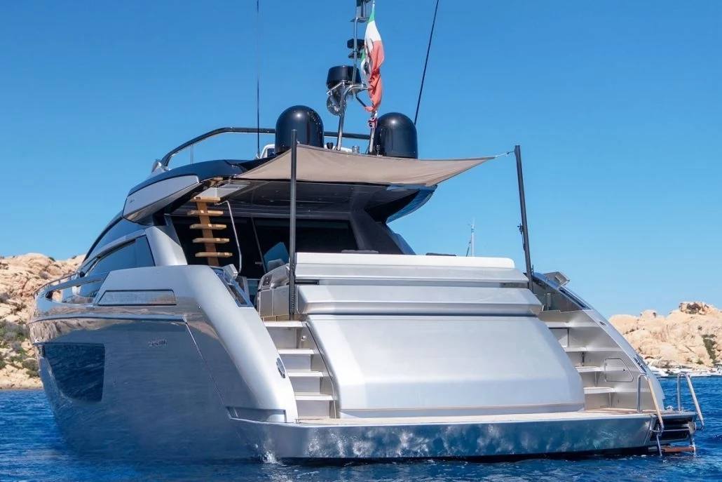 An image of Chiluce yacht