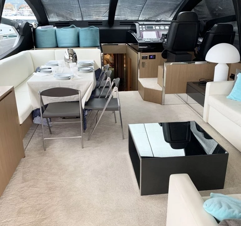 An image of Chiluce yacht