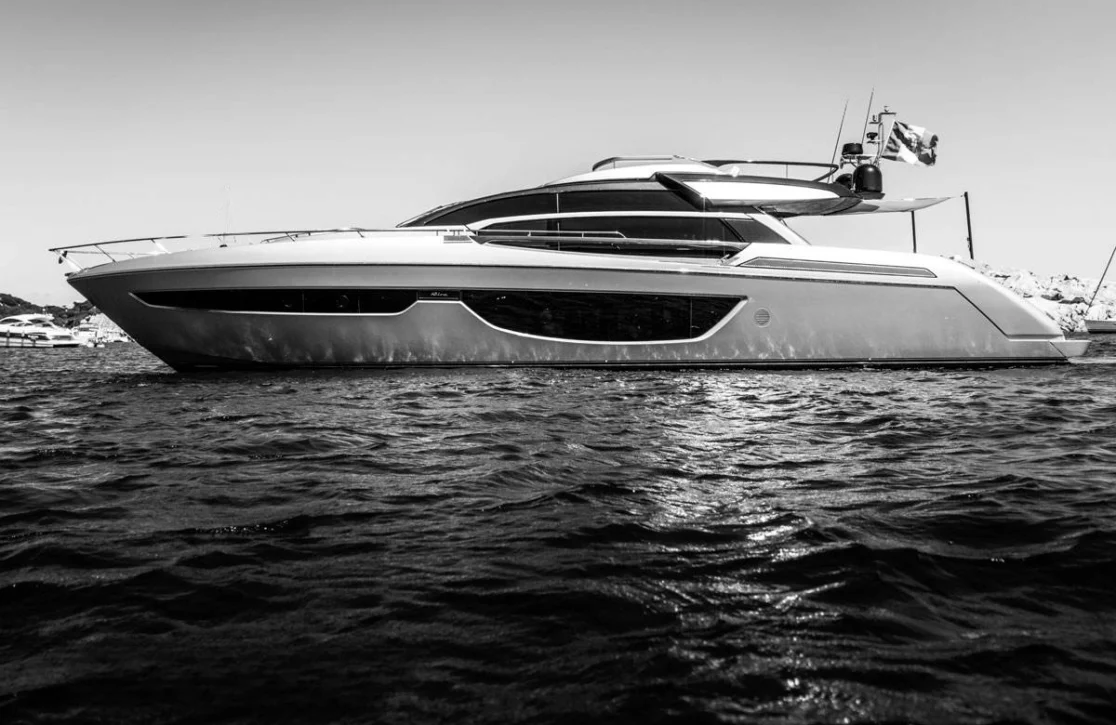 An image of Chiluce yacht