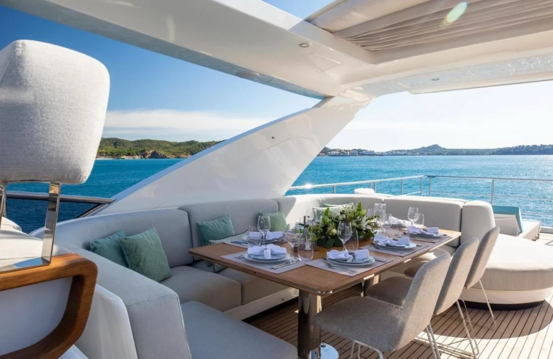 An image of Cloudy Bay yacht