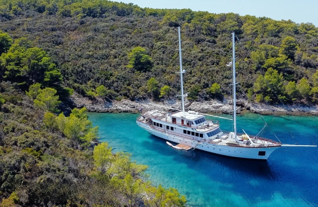 An image of Corsario yacht