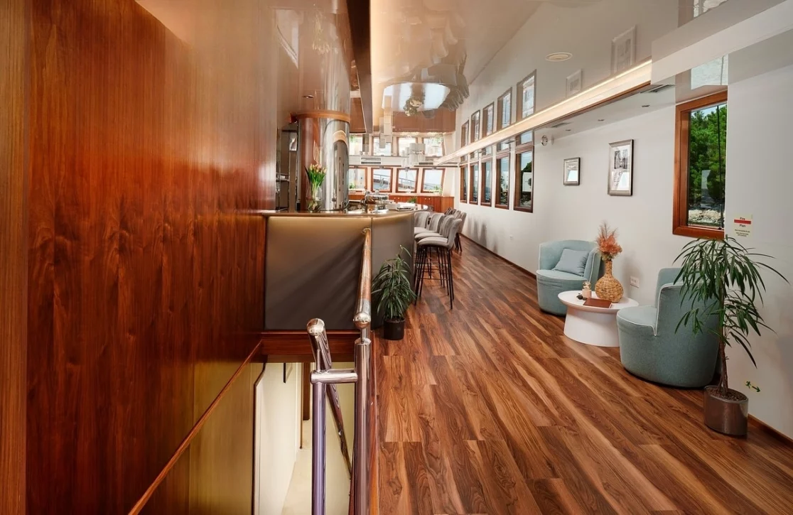 An image of Corsario yacht
