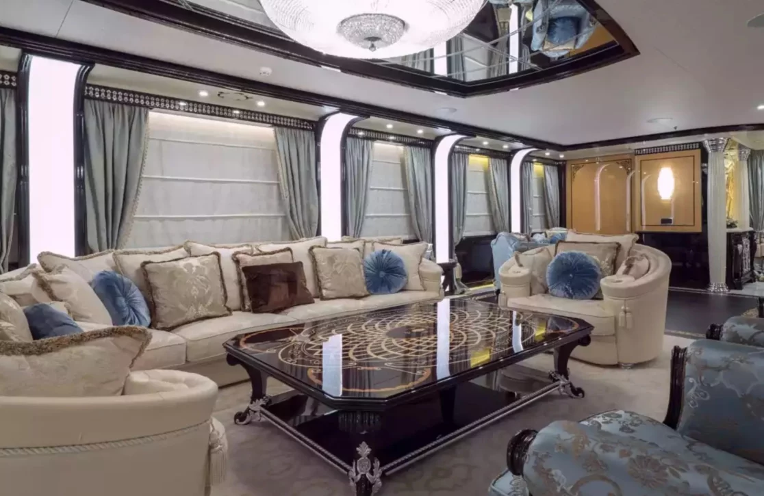 An image of Elements yacht