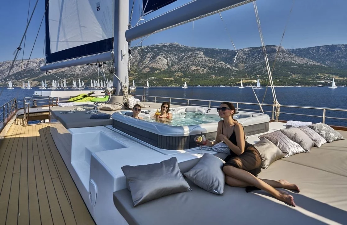 An image of Dalmatino yacht