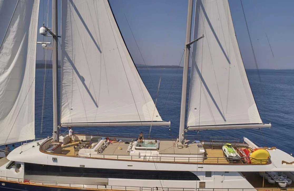 An image of Dalmatino yacht