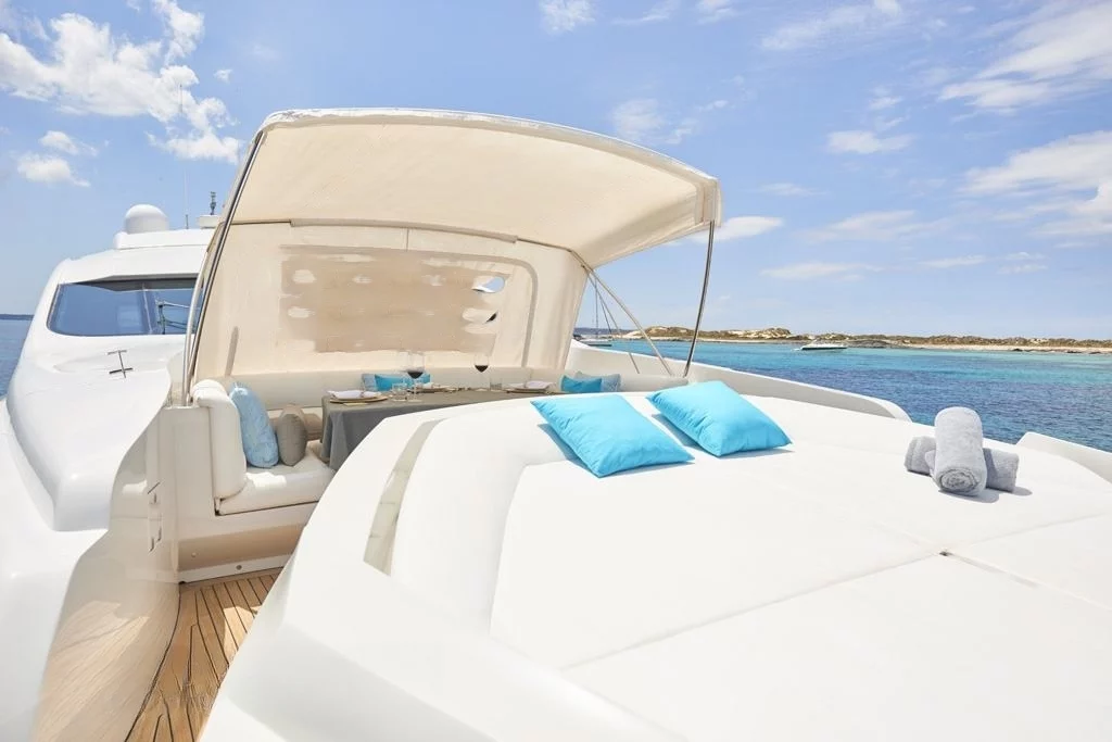 An image of Danzas yacht