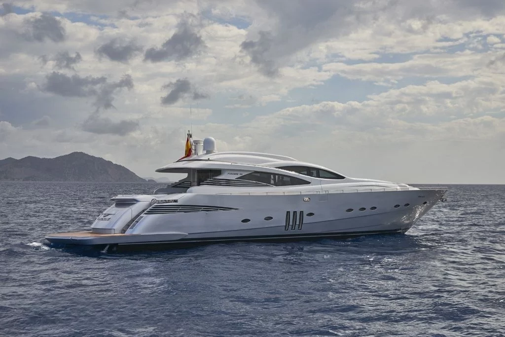 An image of Danzas yacht