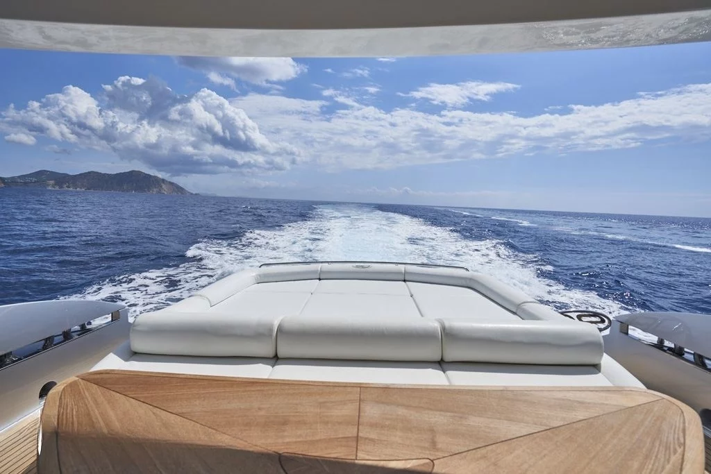 An image of Danzas yacht