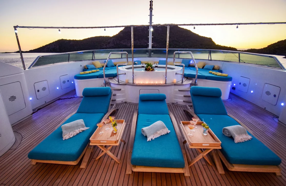 An image of Holiday yacht