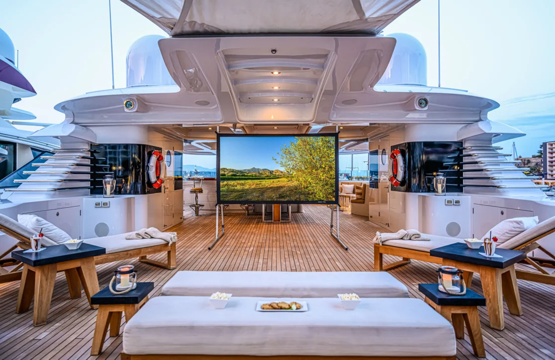 An image of Victoria Del Mar yacht