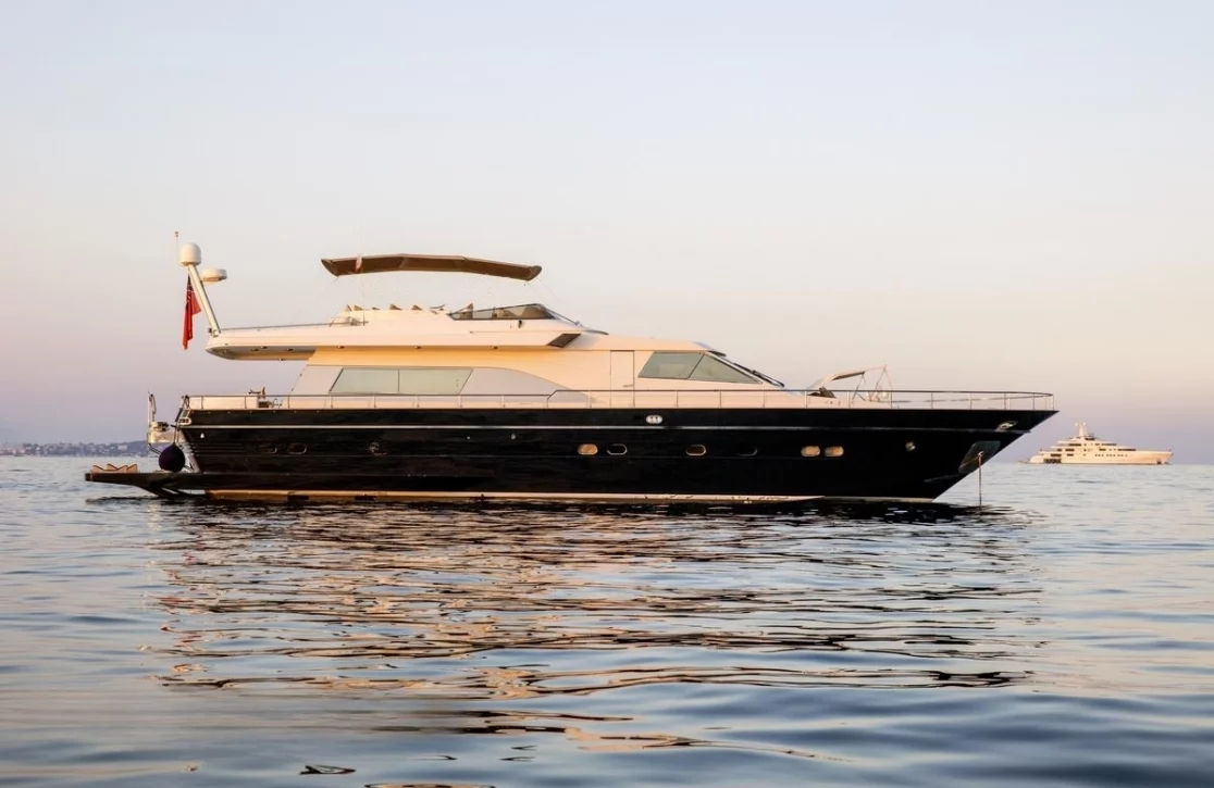 An image of Diams yacht