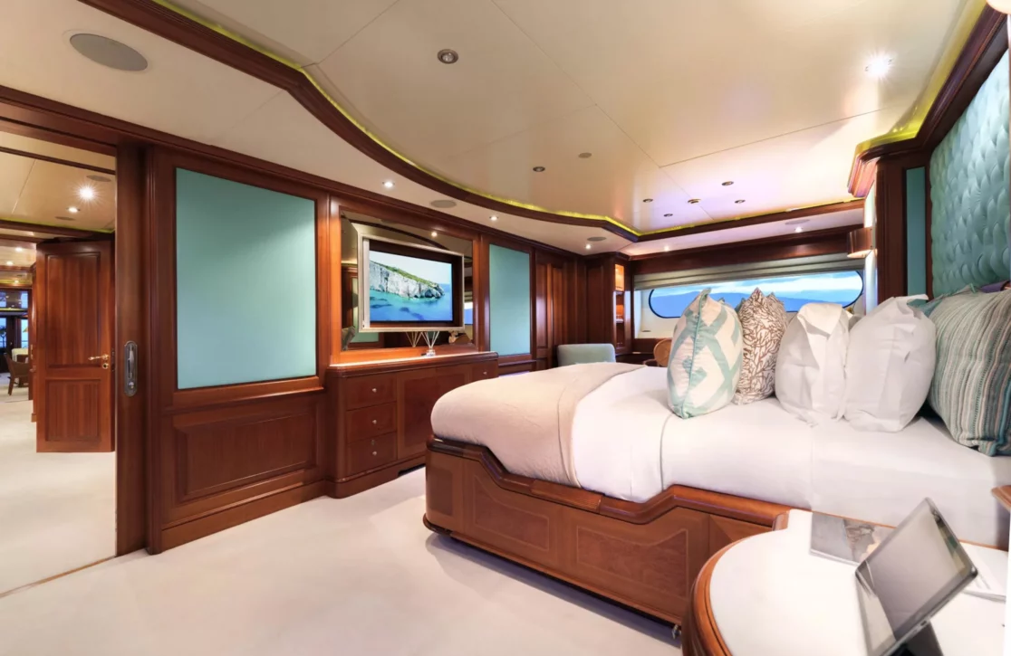An image of Jo I yacht