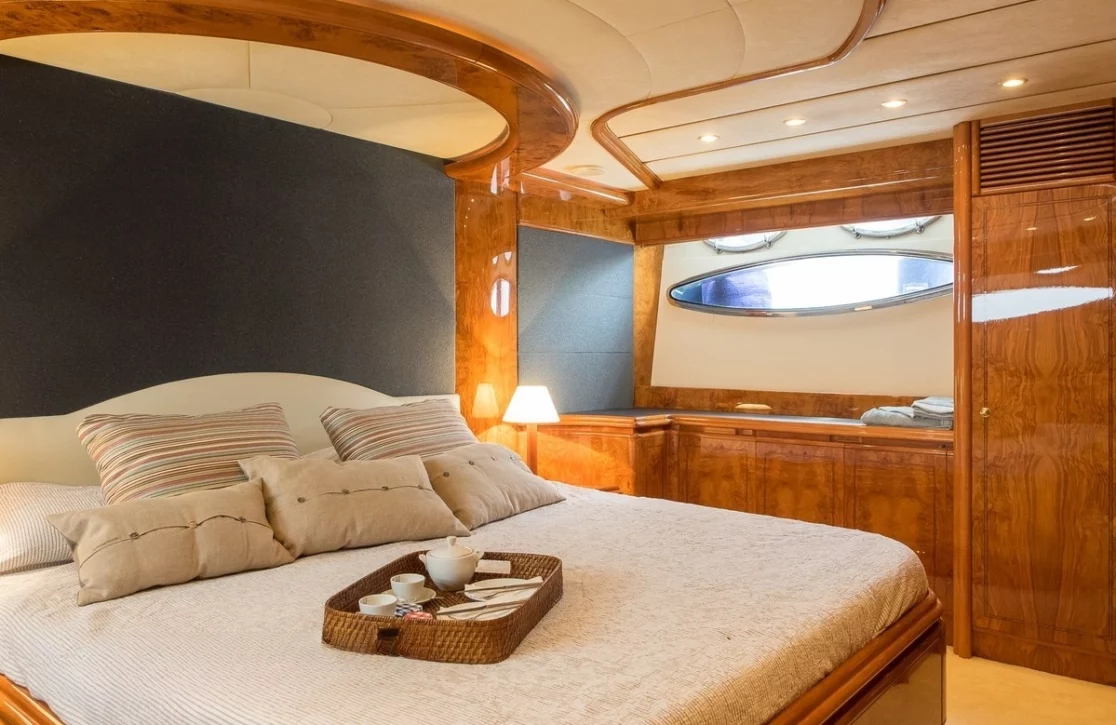 An image of Dolce Vita yacht