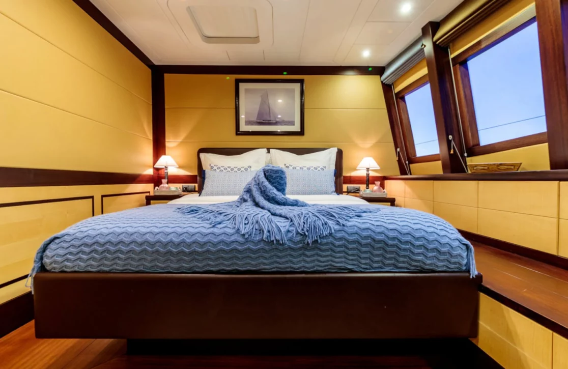 An image of Allures yacht