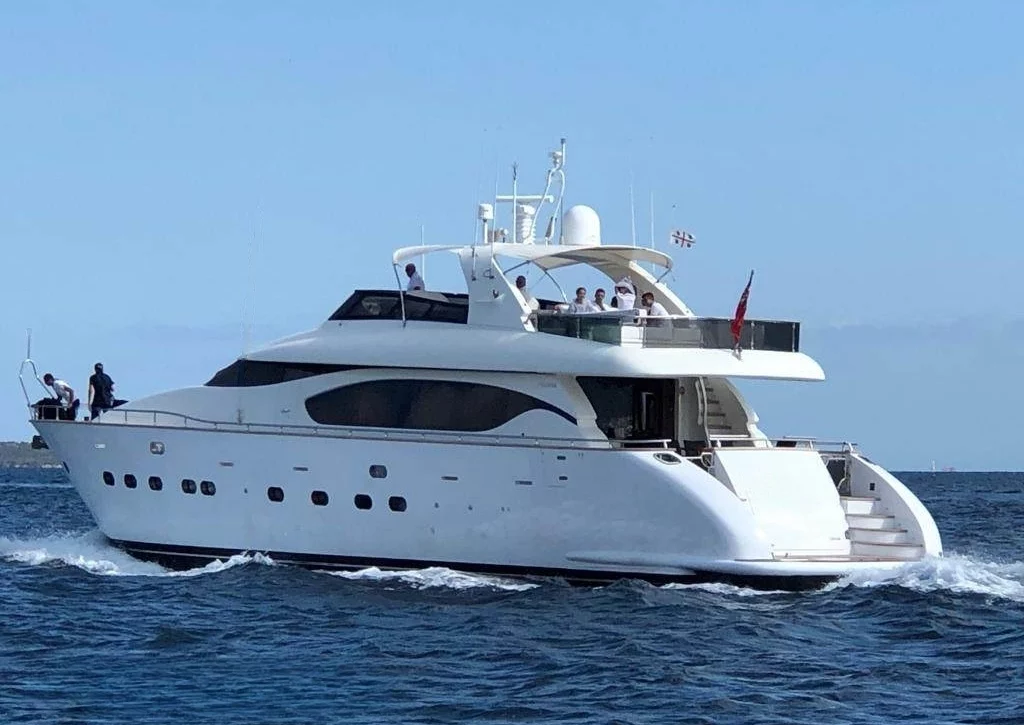 An image of Dubai yacht