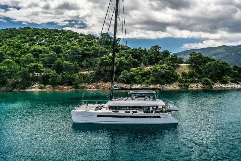 An image of Duolife yacht