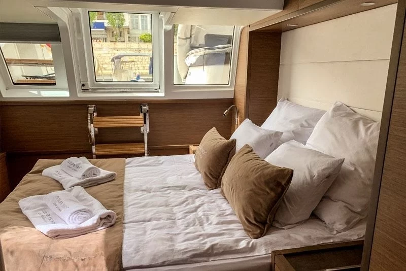 An image of Duolife yacht