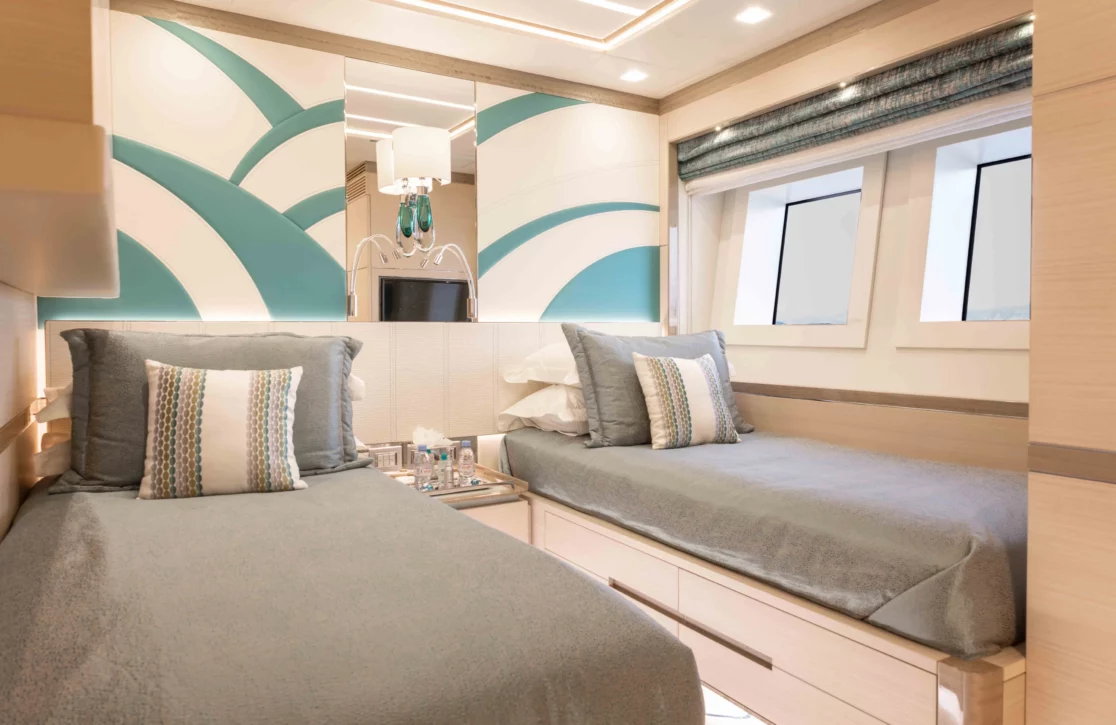 An image of Charade yacht