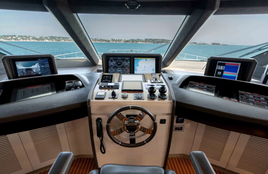 An image of Charade yacht