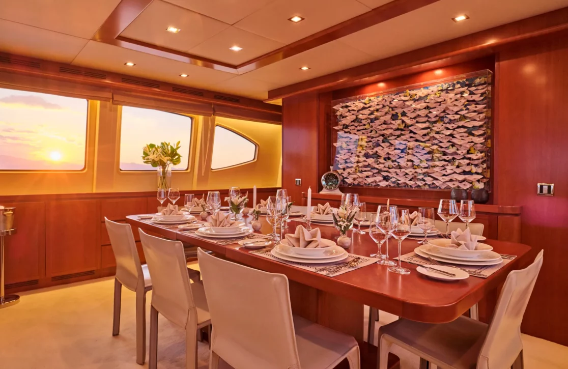 An image of Helios yacht