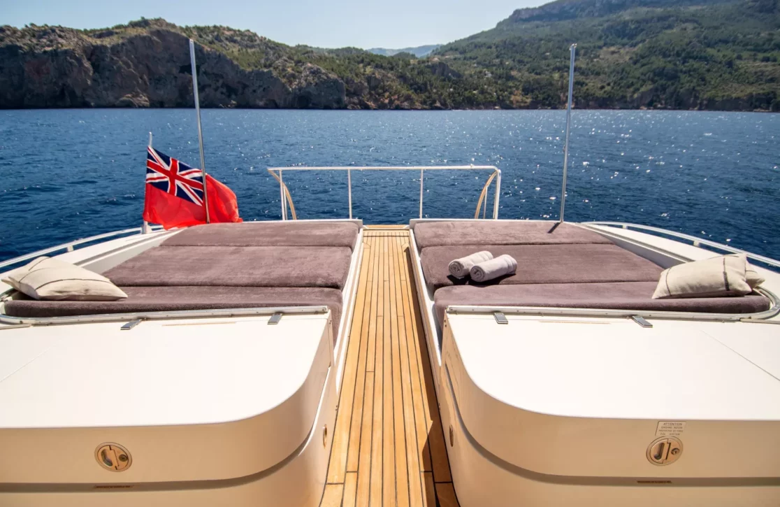 An image of Startup yacht