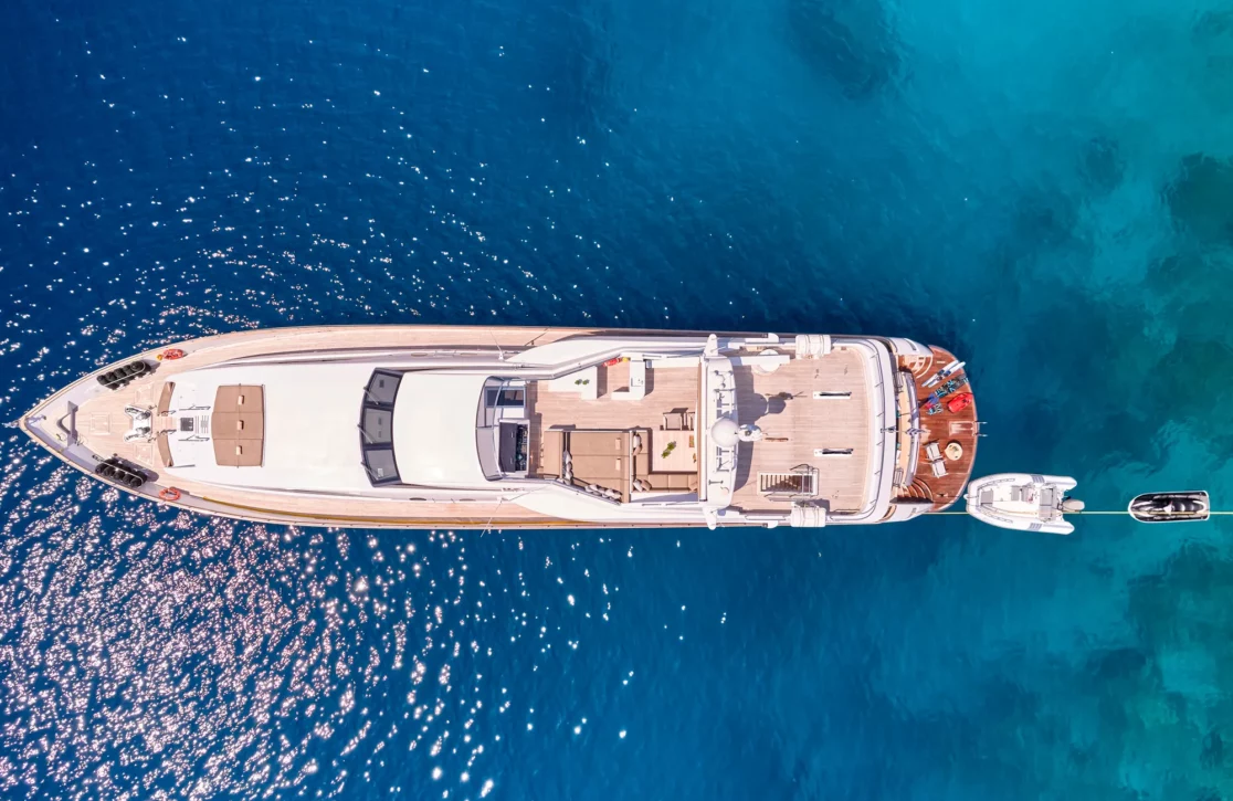 An image of Helios yacht