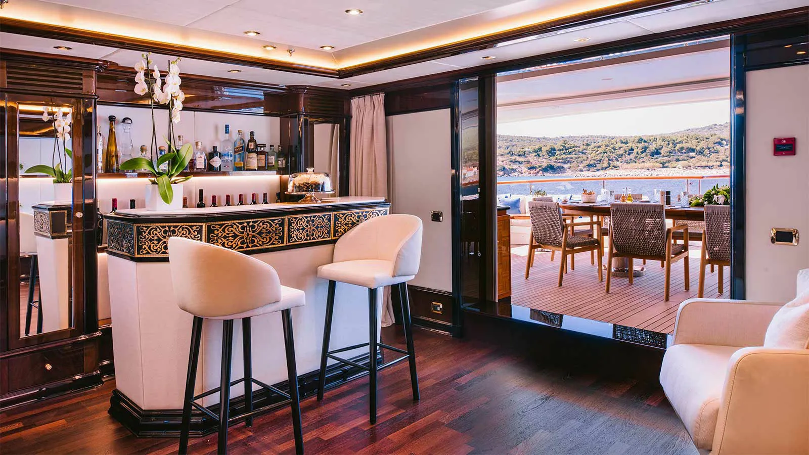A preview of interior Bar or dance club
