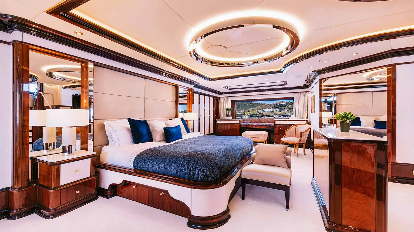 A preview of interior Bedroom cabin