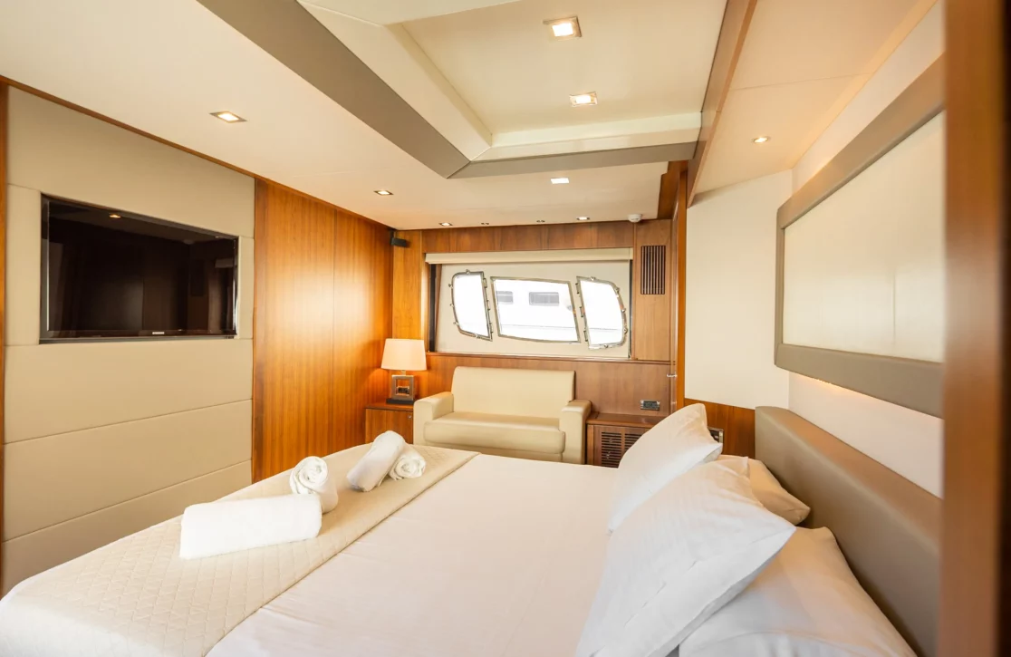 An image of Shine yacht