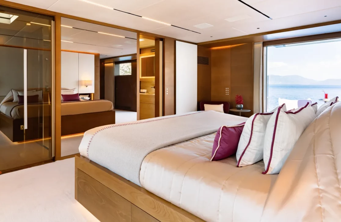An image of Dinaia yacht