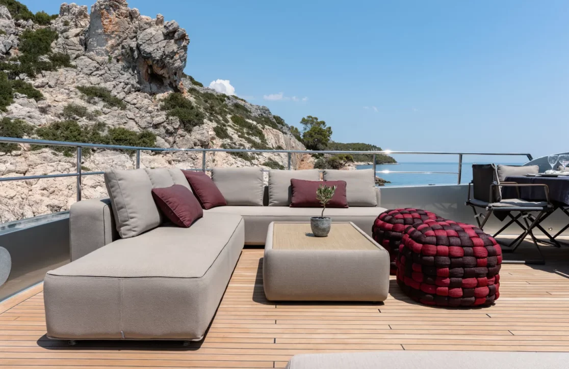 An image of Dinaia yacht