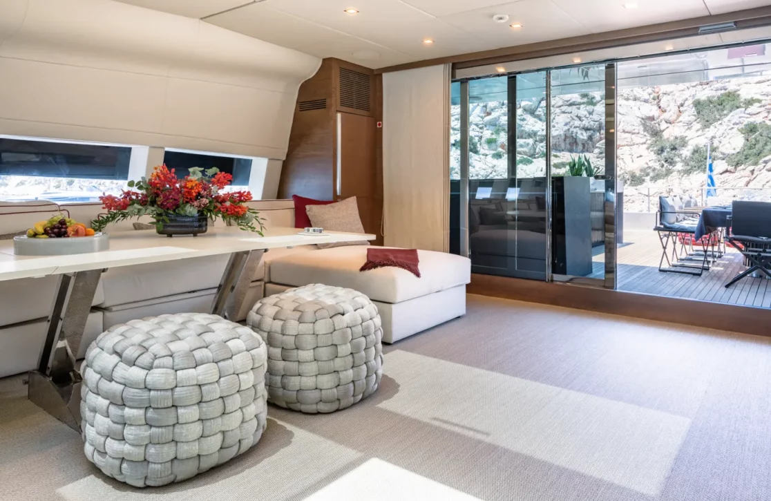 An image of Dinaia yacht