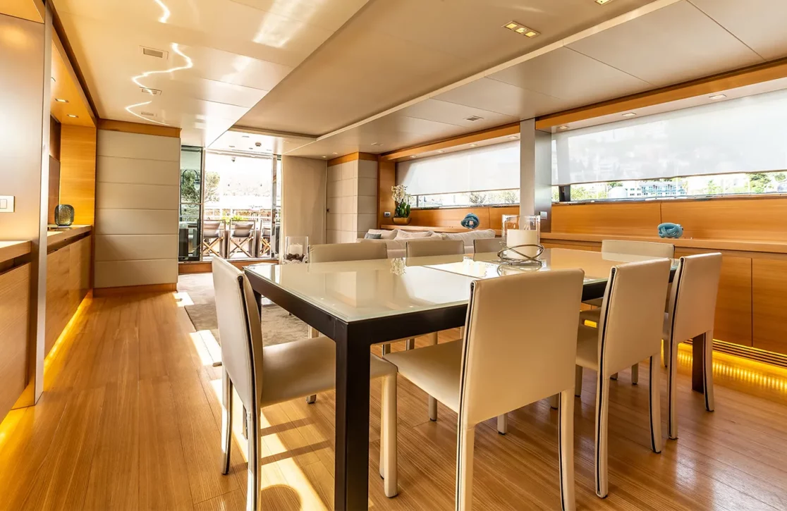 An image of Pertula yacht