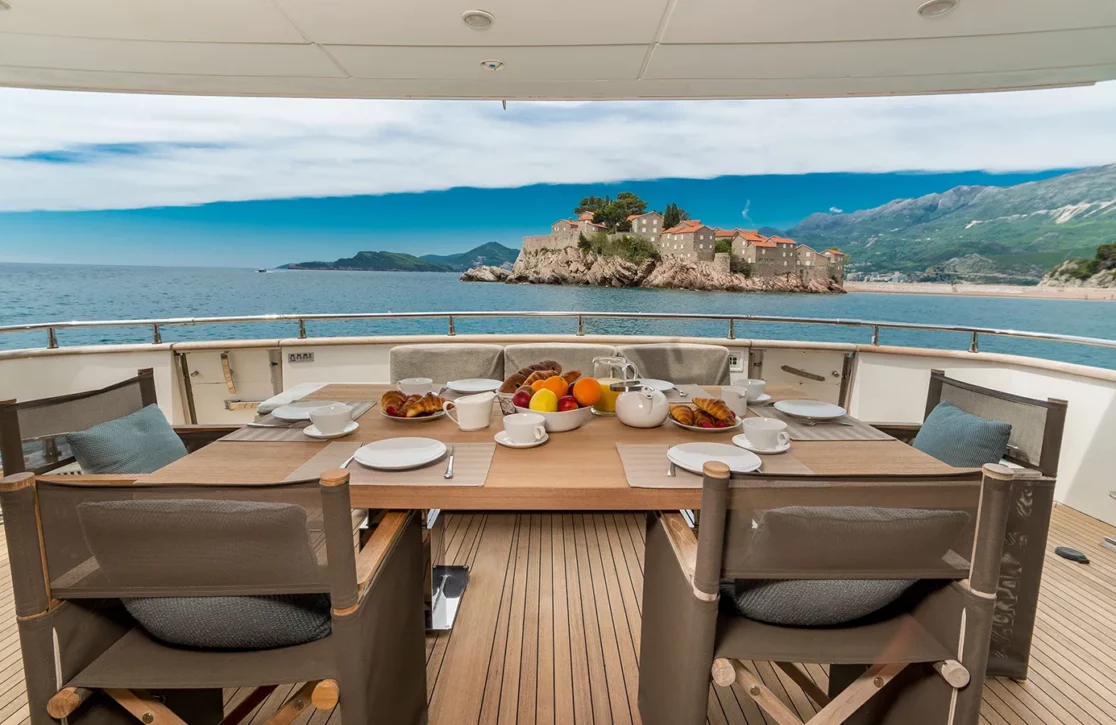An image of Pertula yacht