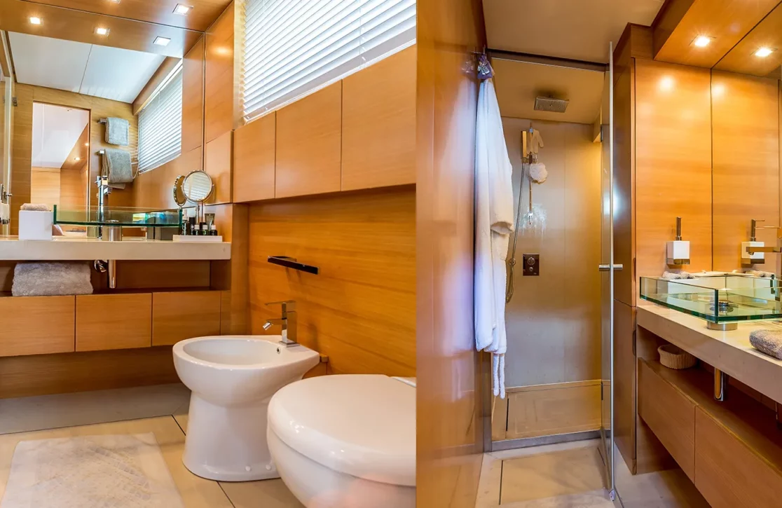 An image of Pertula yacht