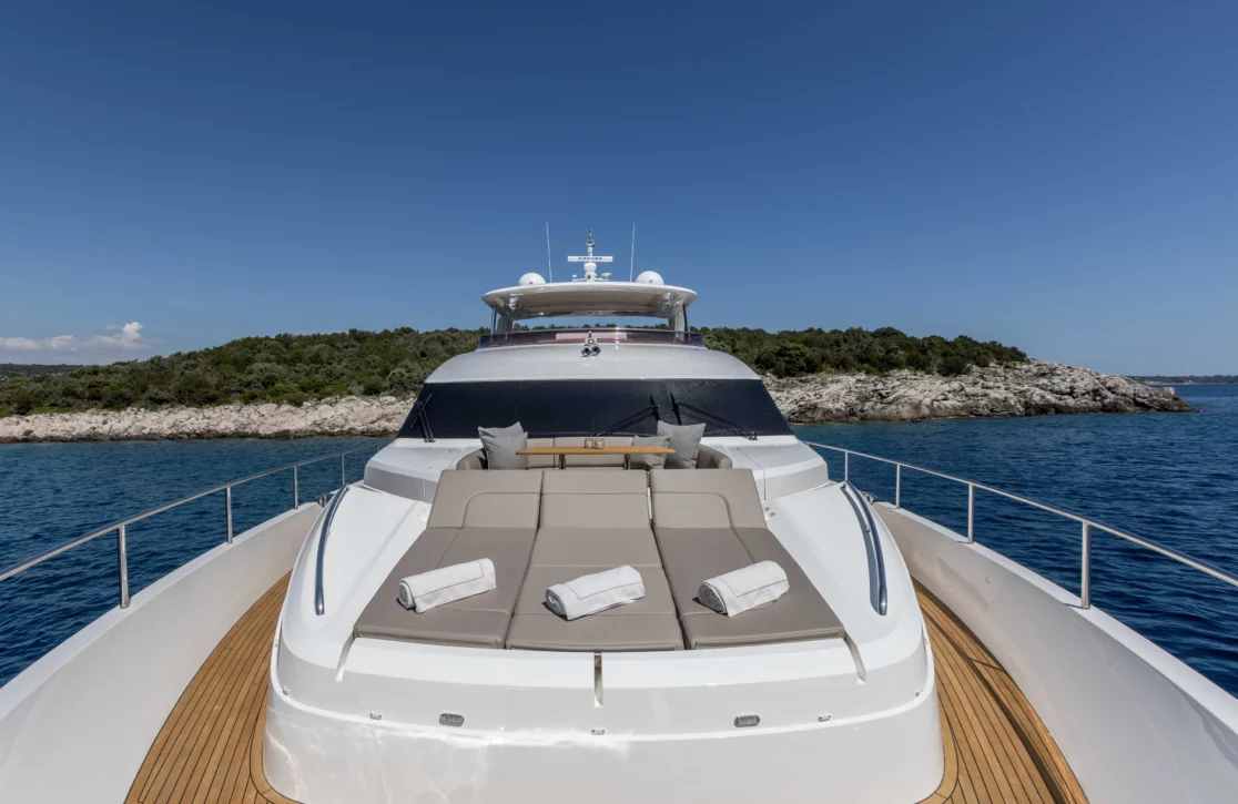 An image of Experience yacht