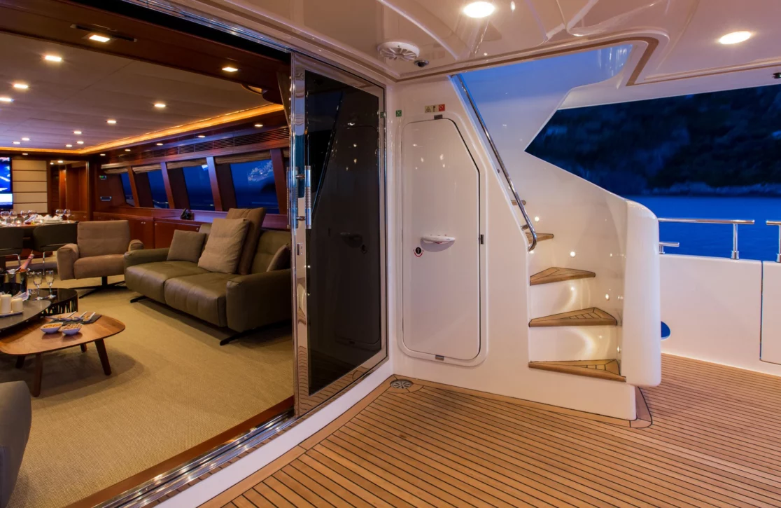 An image of Robusto yacht