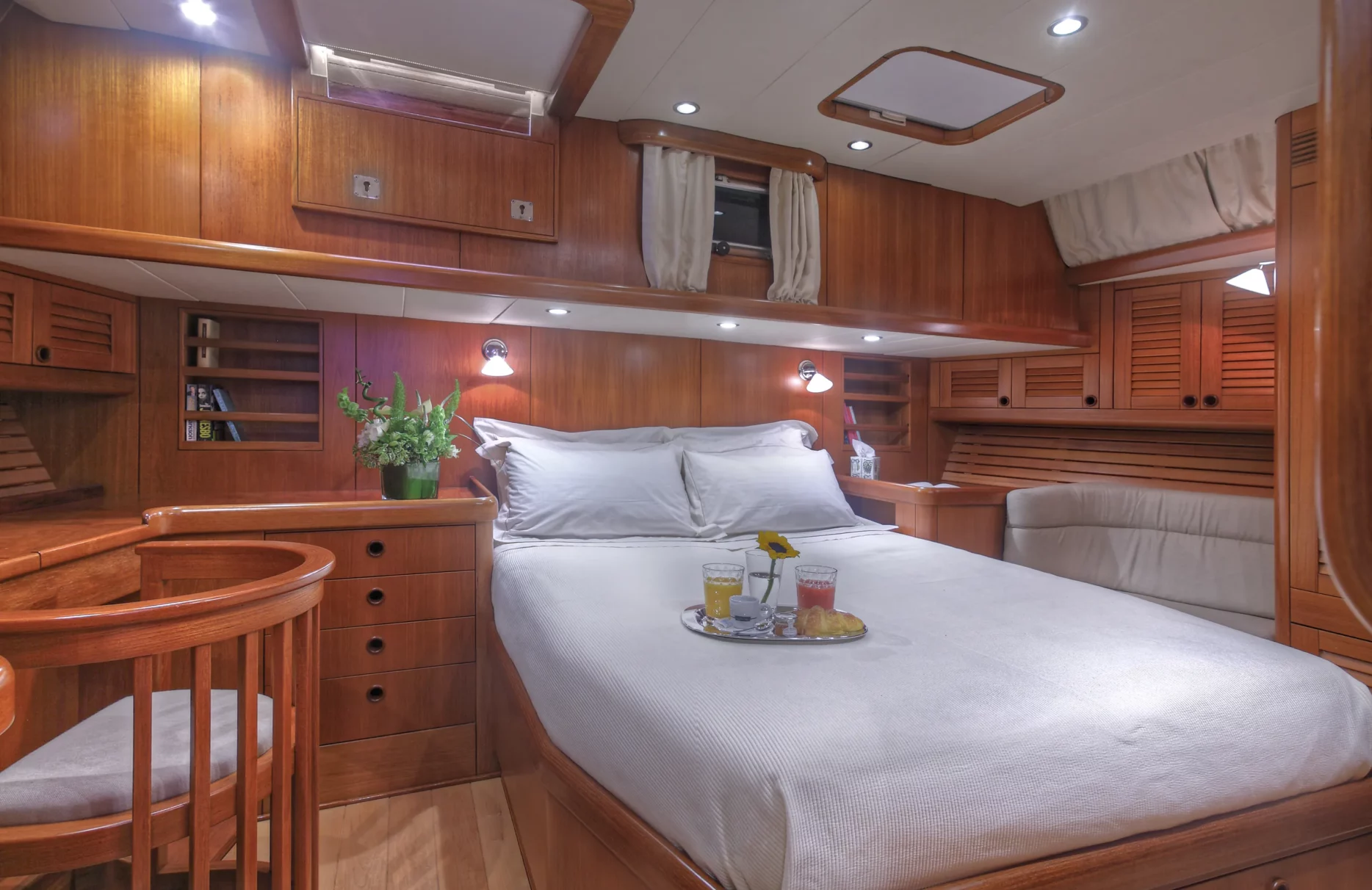 A preview of interior Bedroom cabin