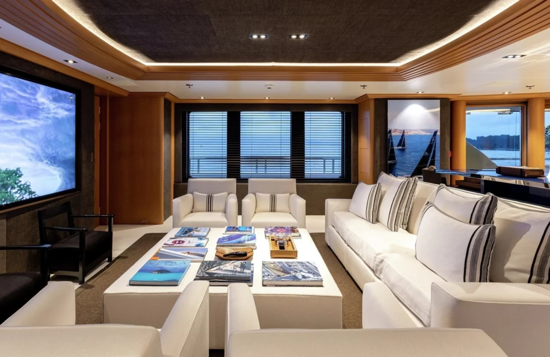 An image of Deja Too yacht