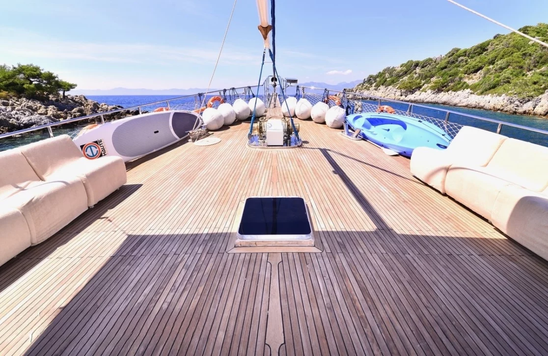 An image of Efe Burak yacht