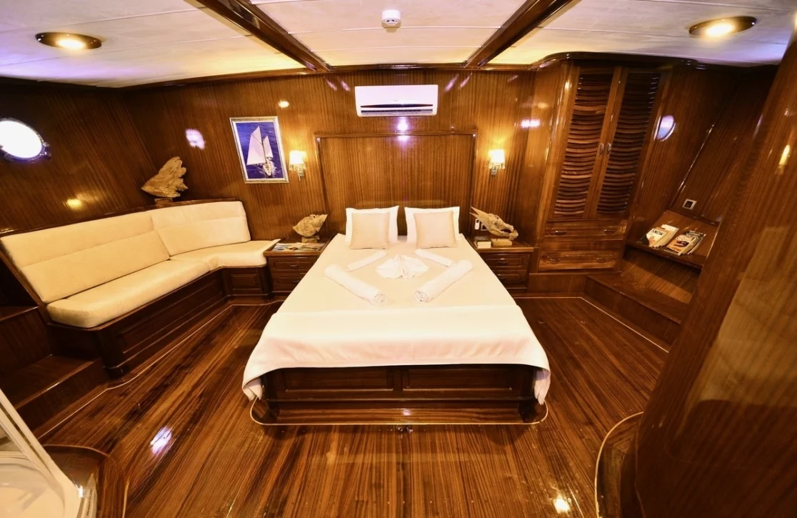 An image of Efe Burak yacht