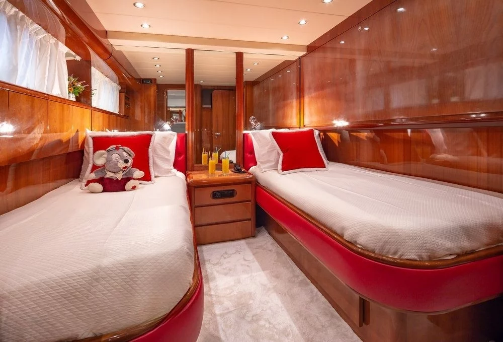 An image of Efmaria yacht