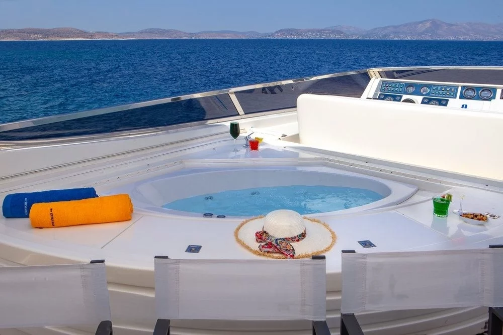 An image of Efmaria yacht