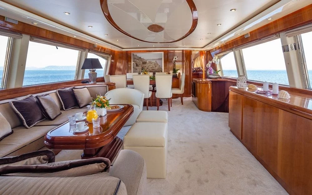 An image of Efmaria yacht